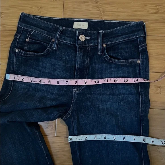 MOTHER rascal jean in “clean sweep”  size 26 mid rise jeans - Picture 5 of 10